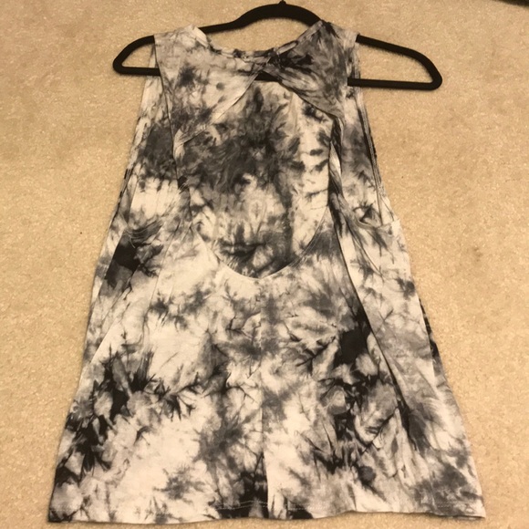 Tie dye sleeveless top - Picture 2 of 4